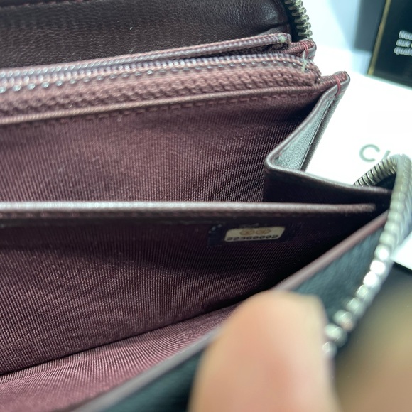 Chanel Zippy wallet in V stitches black lambskin wallet with auth card,box&dbag - Picture 4 of 12